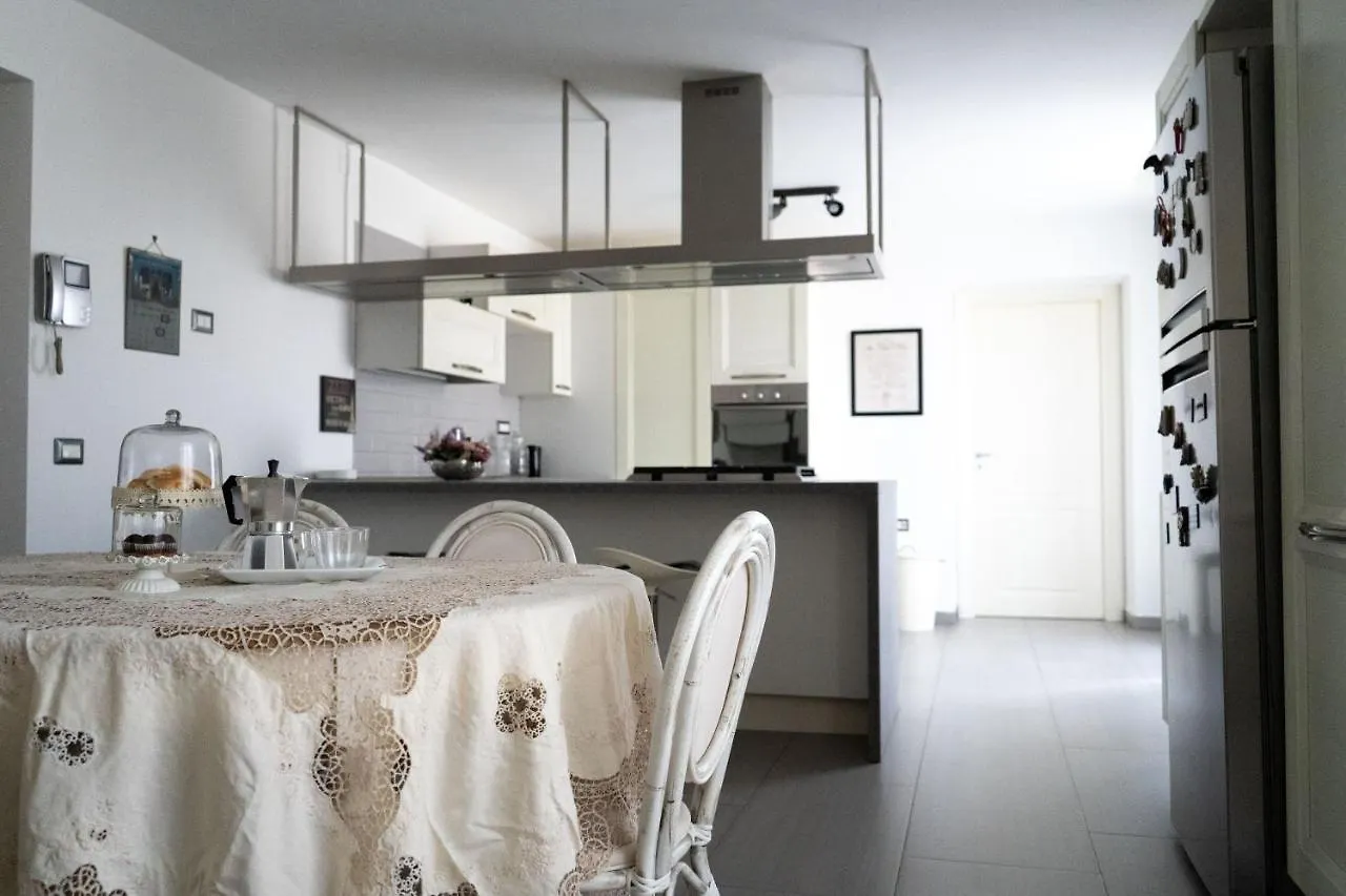 Roy Apartment - Napoli  Naples